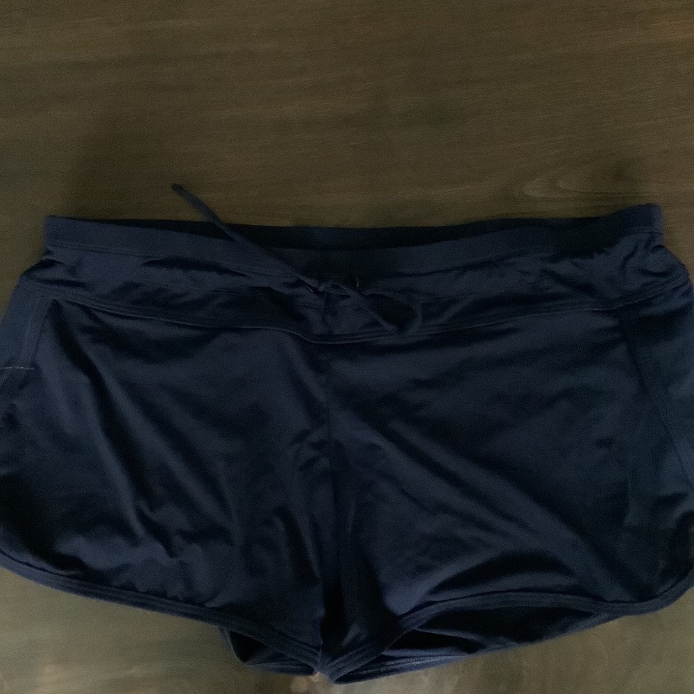 Athleta swim shorts, Navy, Size M